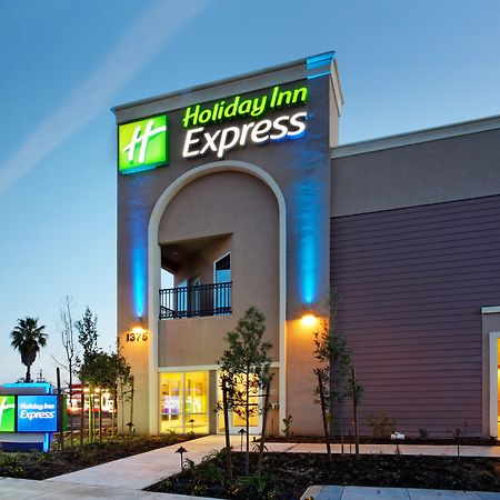 Holiday Inn Express Benicia By Ihg Esterno foto