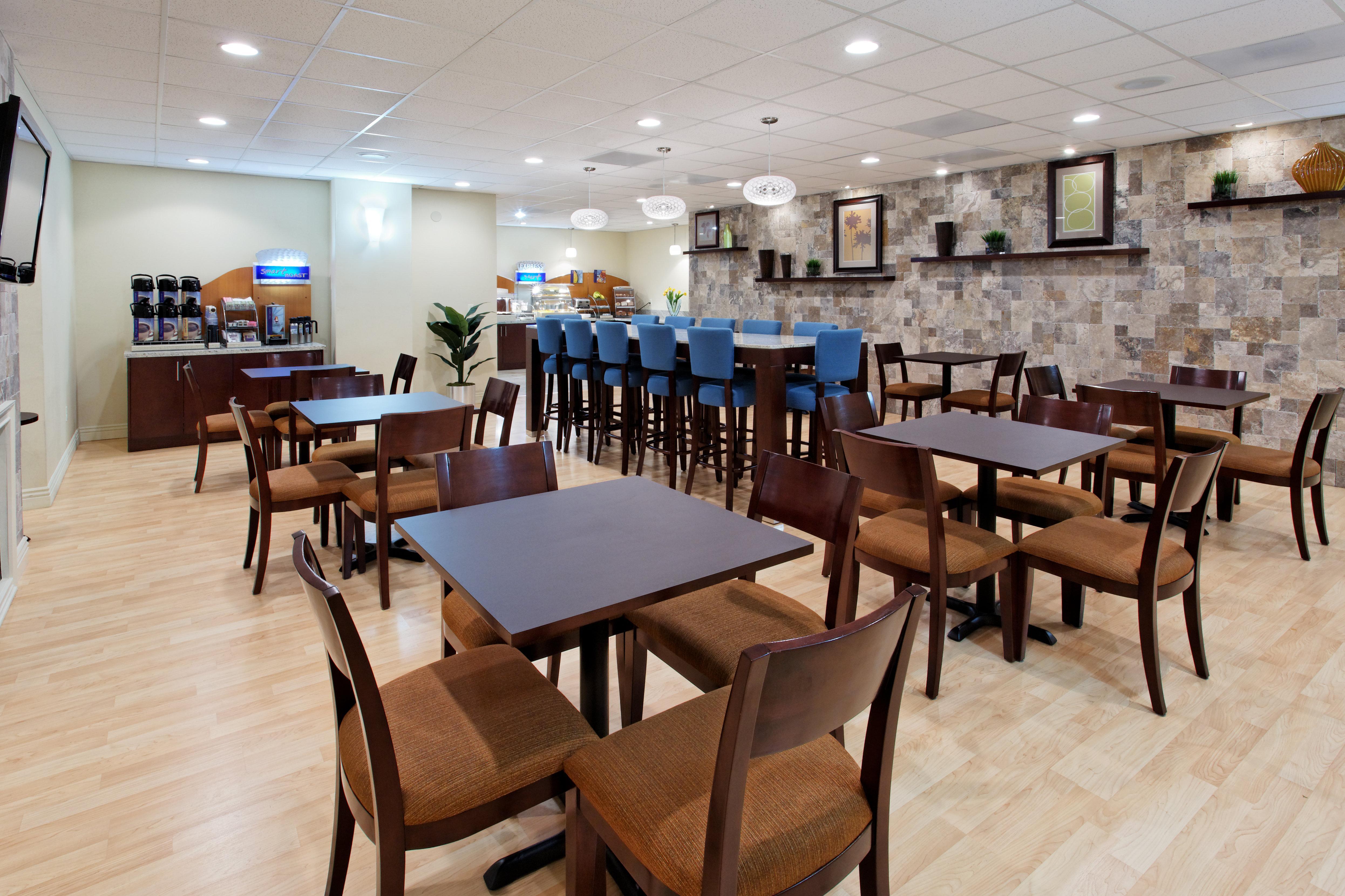 Holiday Inn Express Benicia By Ihg Esterno foto