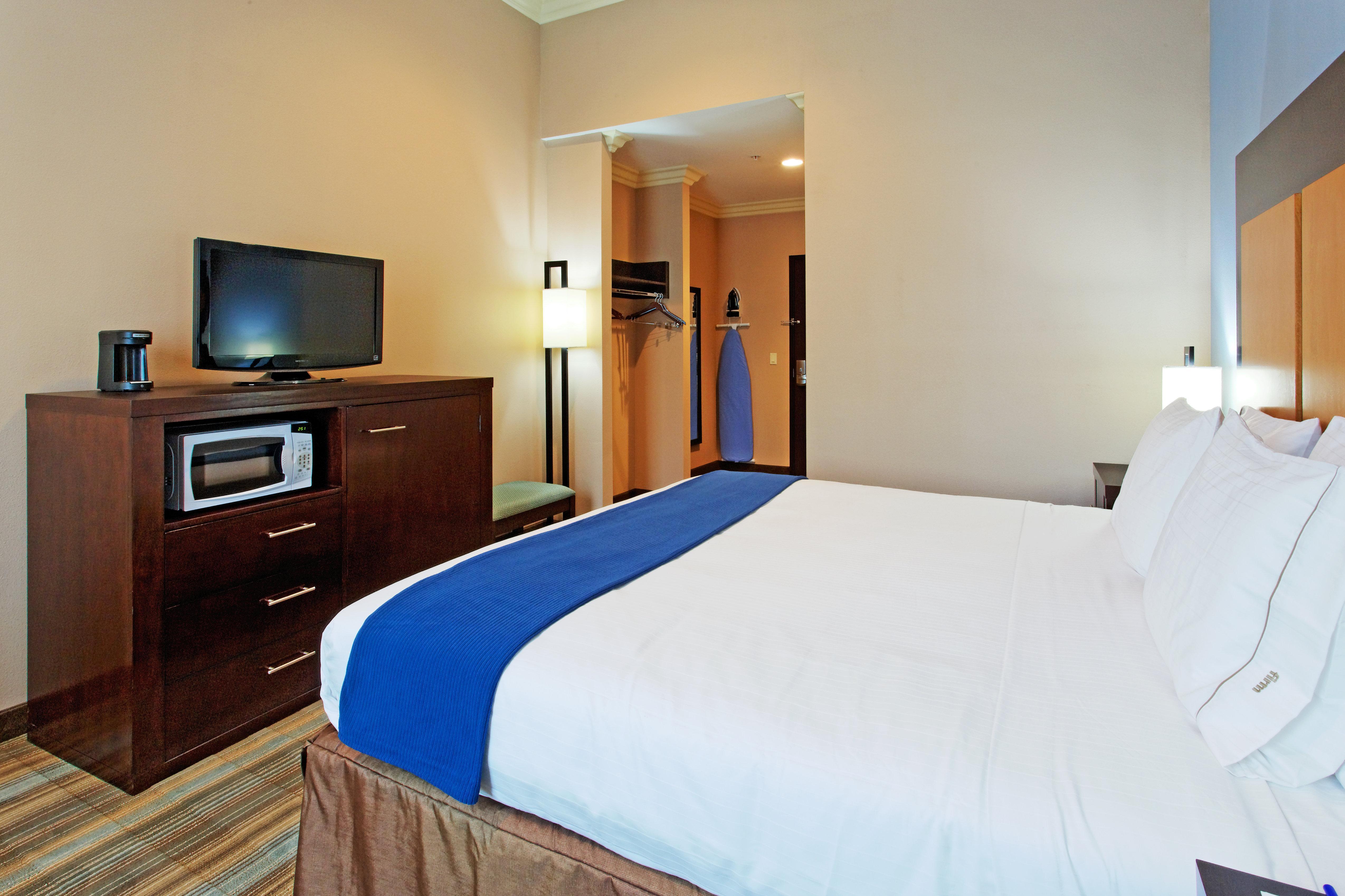 Holiday Inn Express Benicia By Ihg Esterno foto