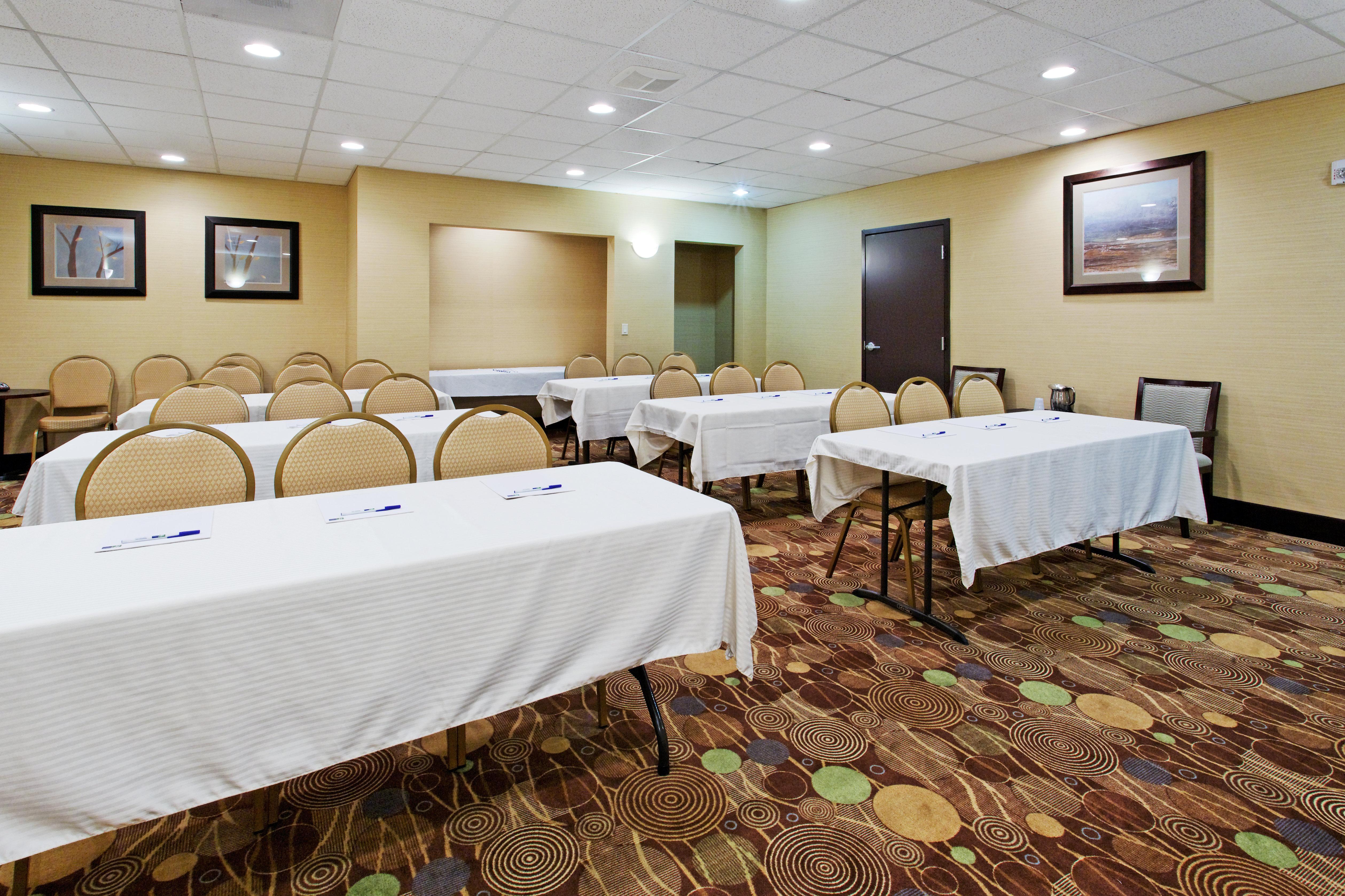 Holiday Inn Express Benicia By Ihg Esterno foto